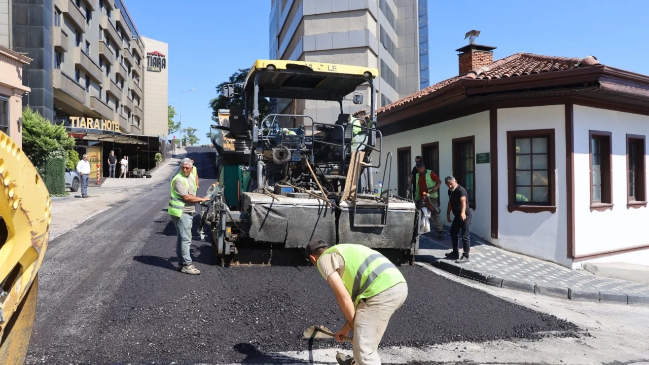 Bursa Büyükşehir Belediyesi'nden konforlu ulaşım için yoğun mesai
