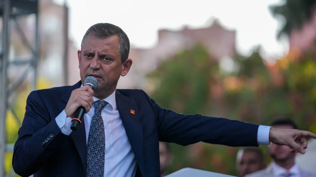 Özgür Özel: Ya partimizi alacağız ya başka bir yol bulacağız