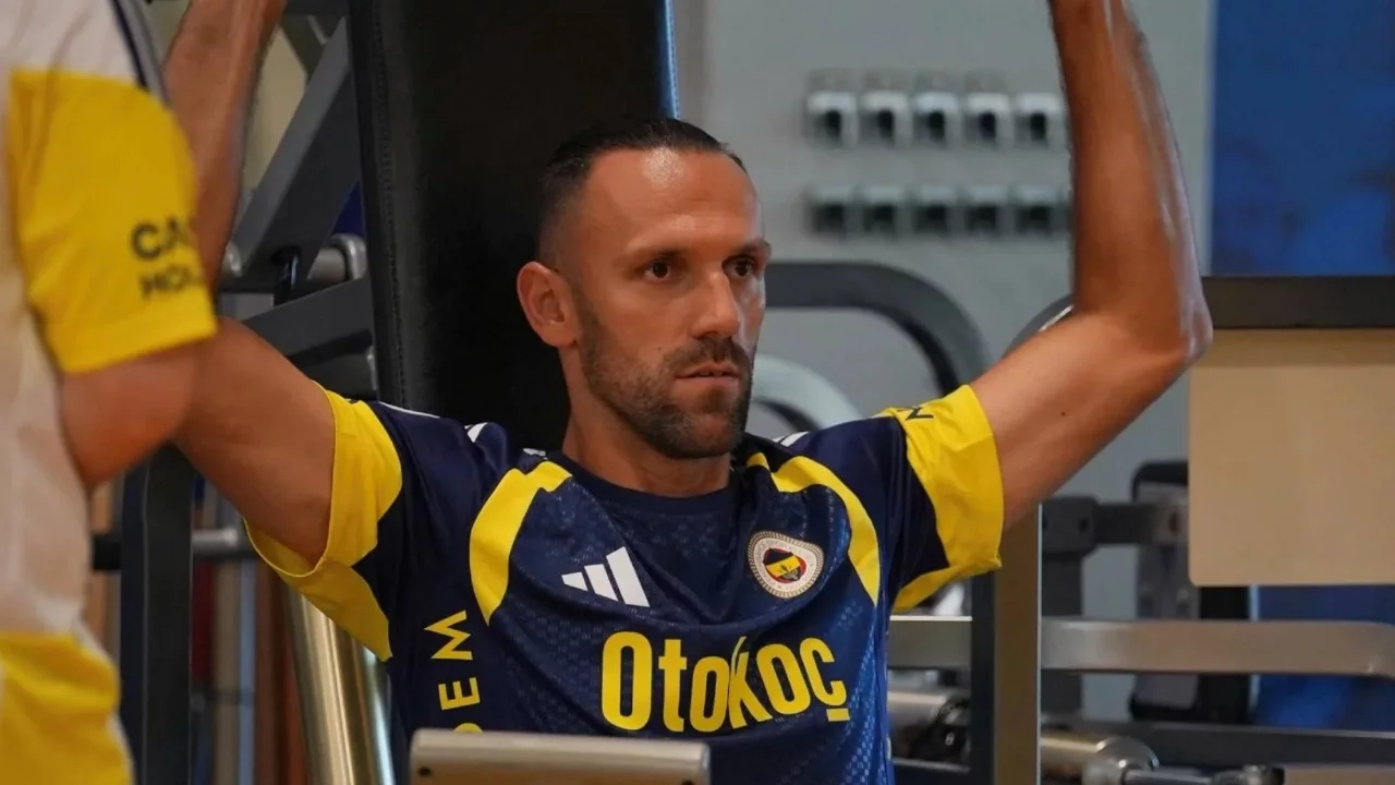 Antrenmanda sakatlanmıştı: Fenerbahçe'den Vedat Muriqi açıklaması
