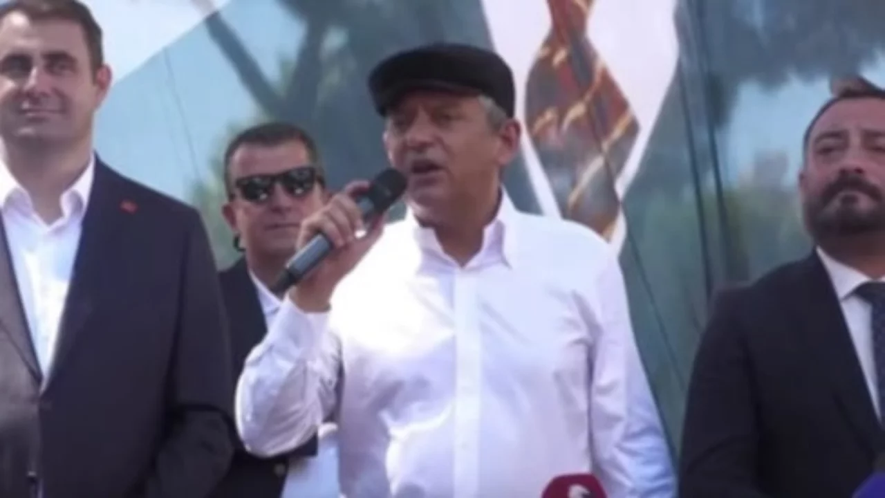 Özgür Özel: "Butlancılar bir elin parmakları kadar kişiyle, biz 10 binlerle"