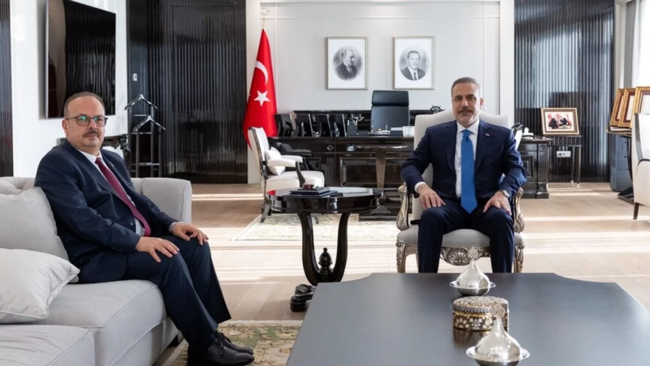 Dışişleri Bakanı Fidan, Ankara Valisi Canbolat'ı kabul etti