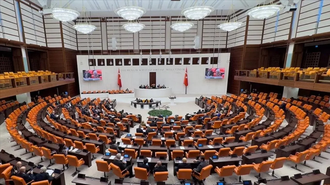 TBMM Genel Kurulu mesaisine başlıyor