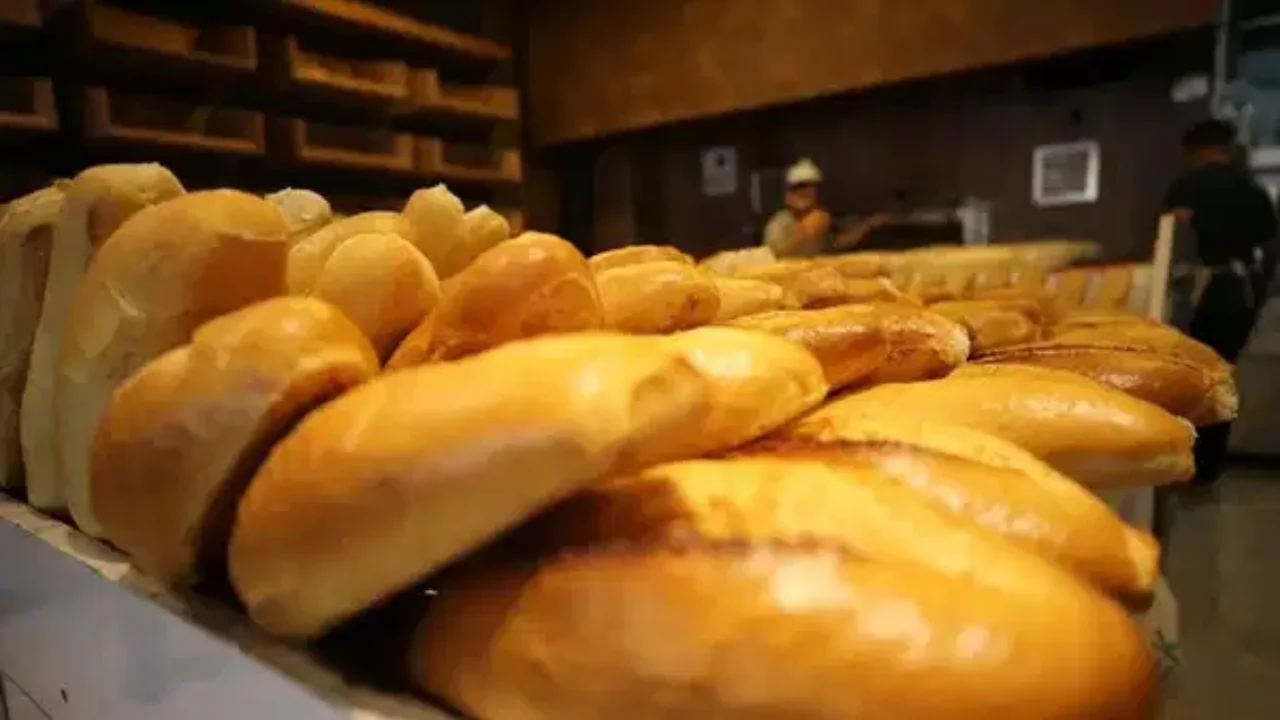 Kars'ta ekmeğe zam geldi