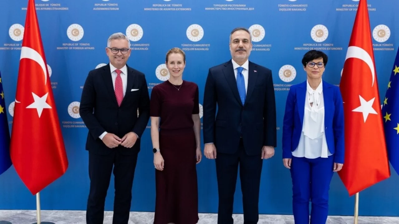 Bakan Fidan, üst düzey AB yetkilileriyle görüştü