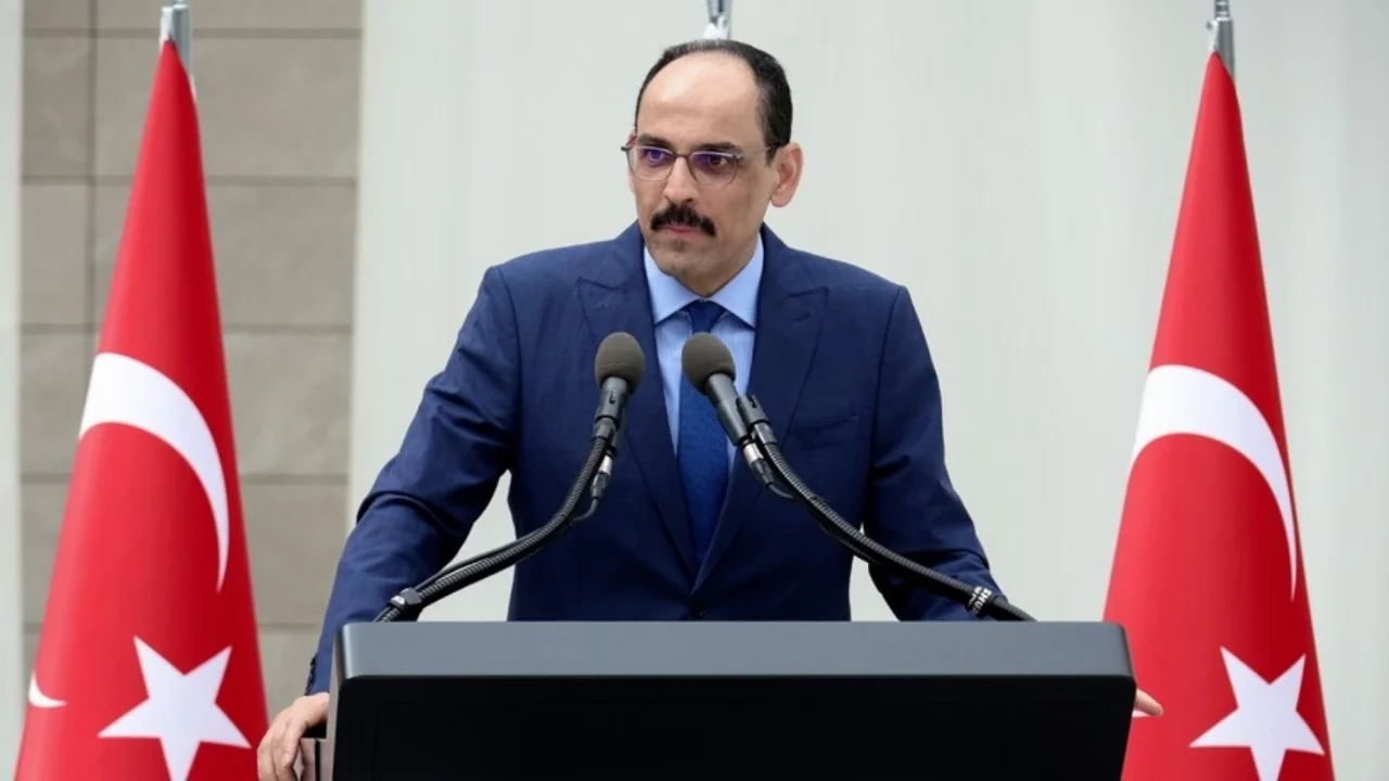 MİT Başkanı Kalın, Mısır Genel İstihbarat Servisi Başkanı Reşat ile görüştü