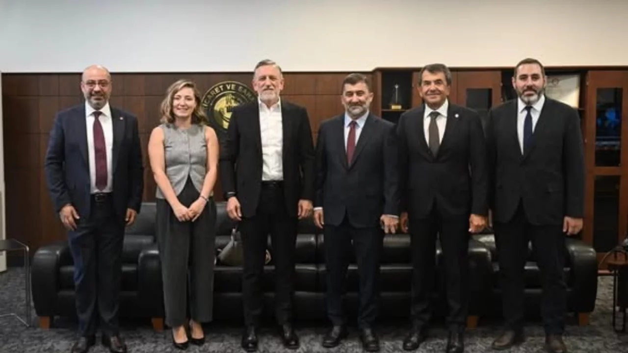 Bursa'da havacılıkta sanayi ve teknoloji iş birliği görüşmesi