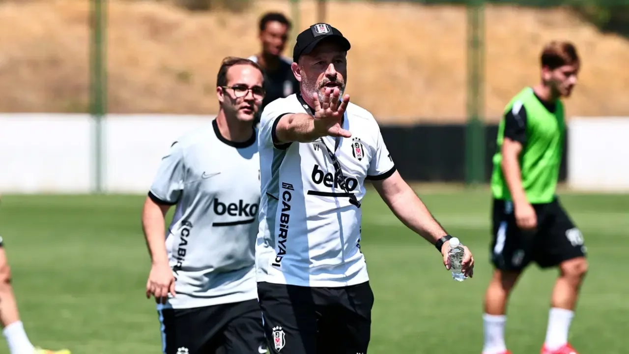 Beşiktaş'ın Slovakya kamp kadrosu belli oldu
