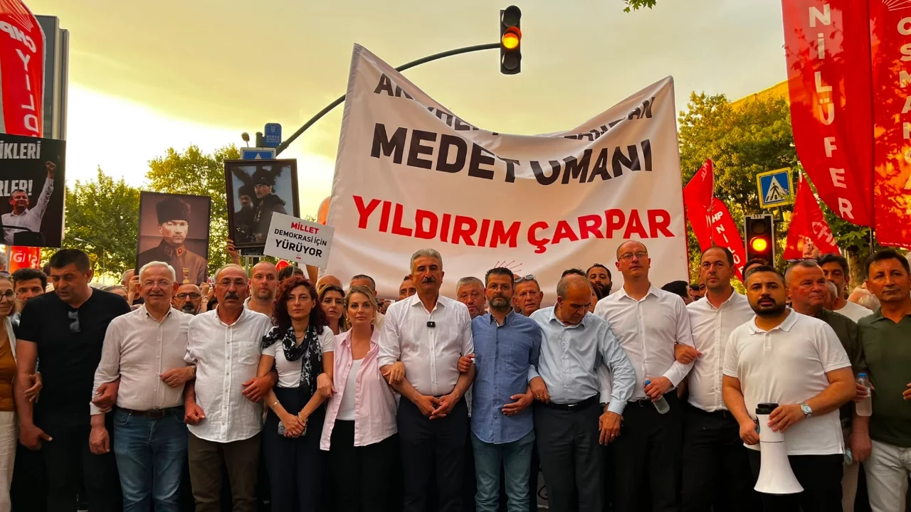 CHP'nin seçilmiş Bursa İl Başkanı Nihat Yeşiltaş: Anahtar sizde kalabilir ama irade bizdedir!