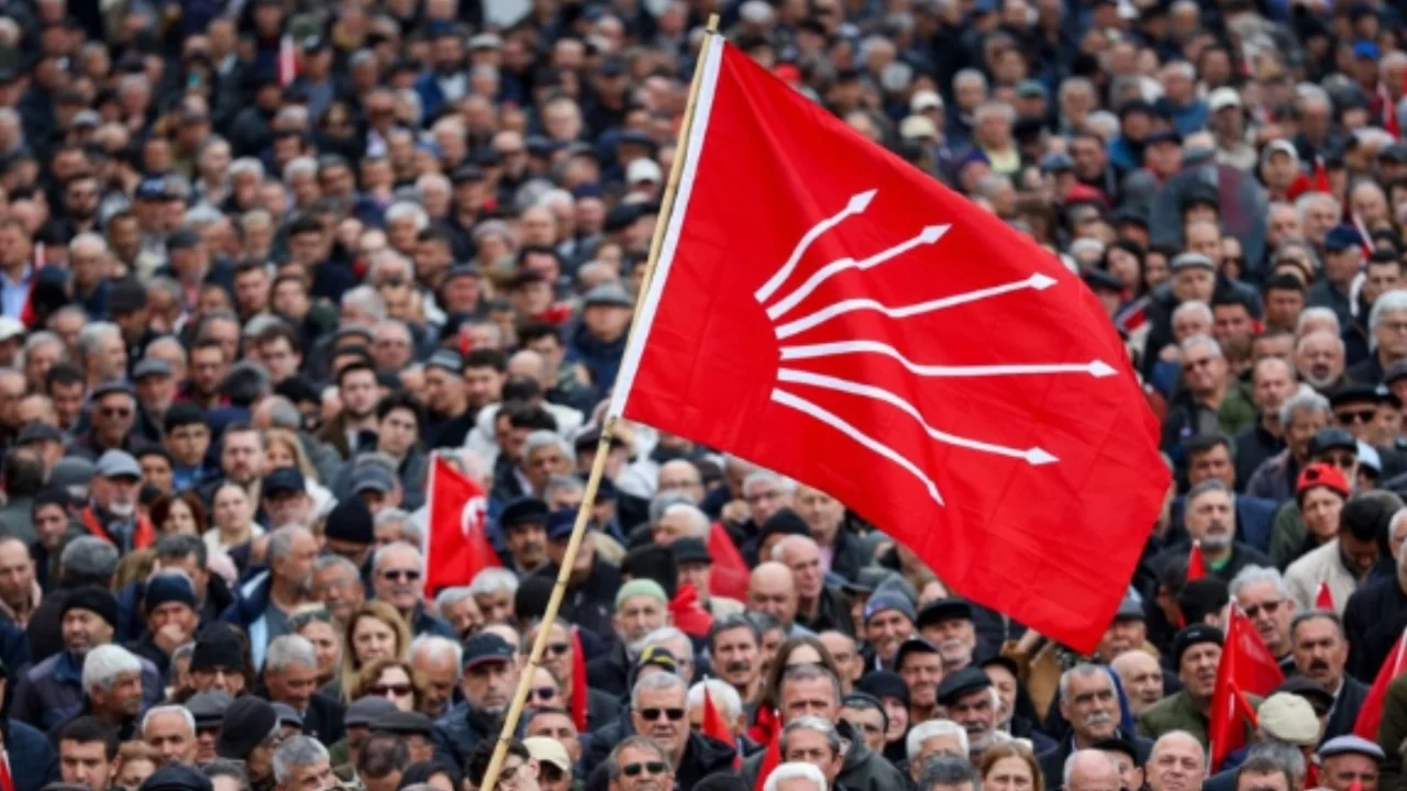 Mutlak butlan yönetiminin yeni hamlesi: CHP Belçika Birliği'ne ait yetki belgesi iptal edildi