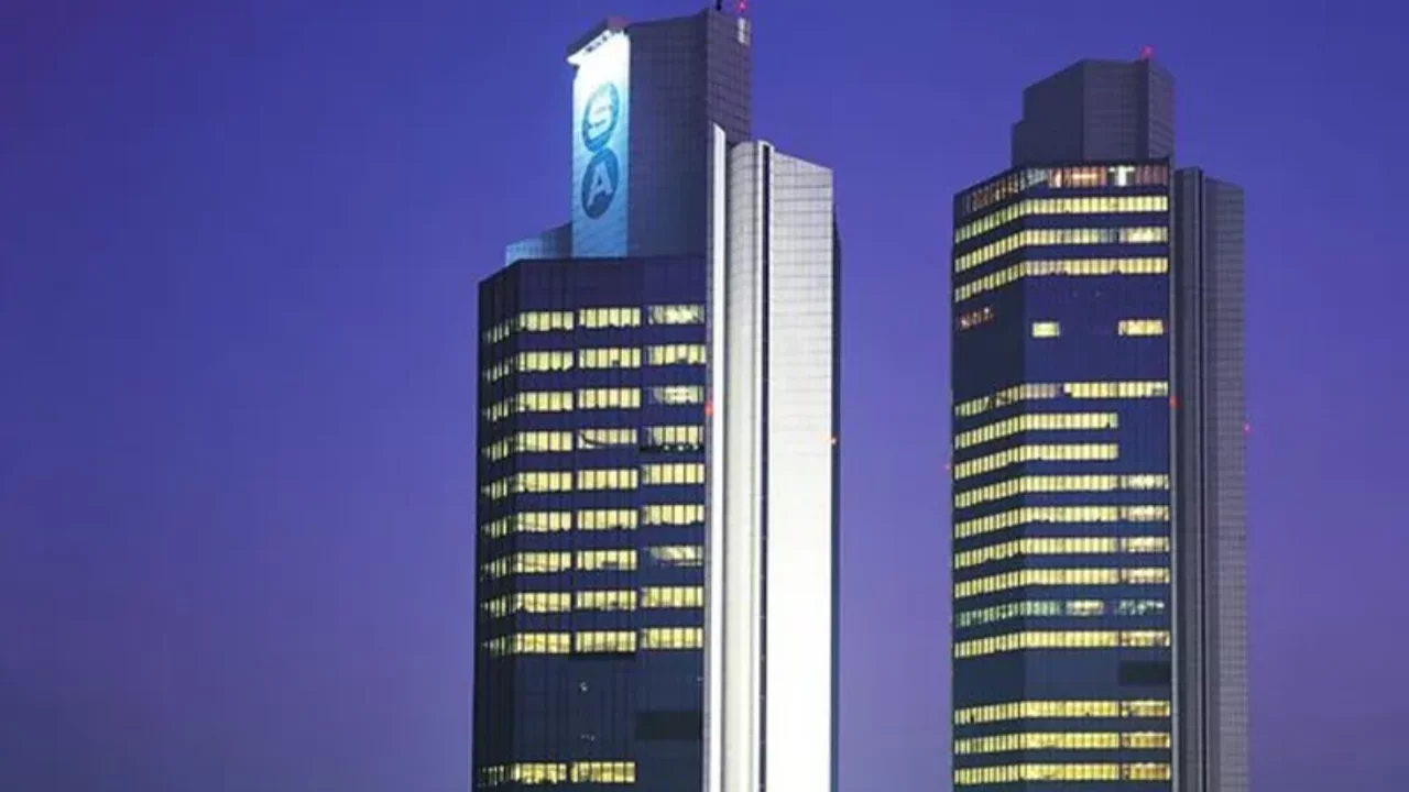 Sabancı Holding'de üst yönetim ve organizasyon yapısında değişiklik