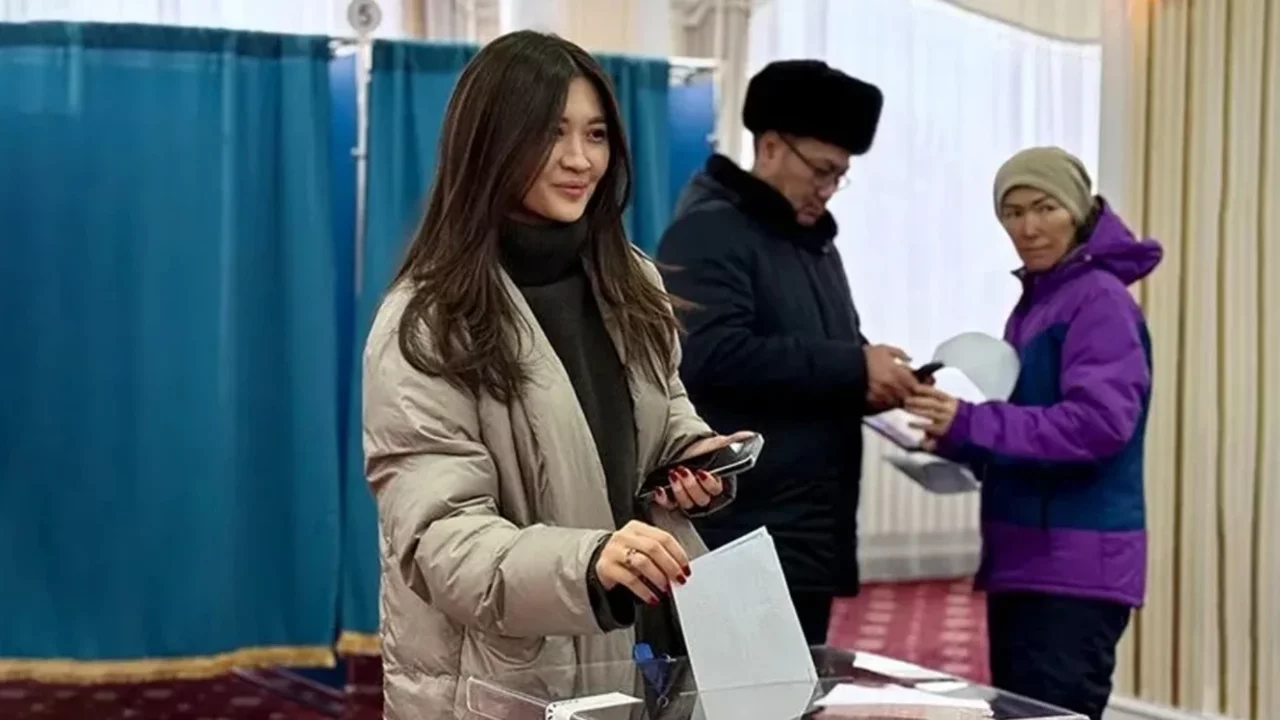 Kazakistan'da erken seçim kararı