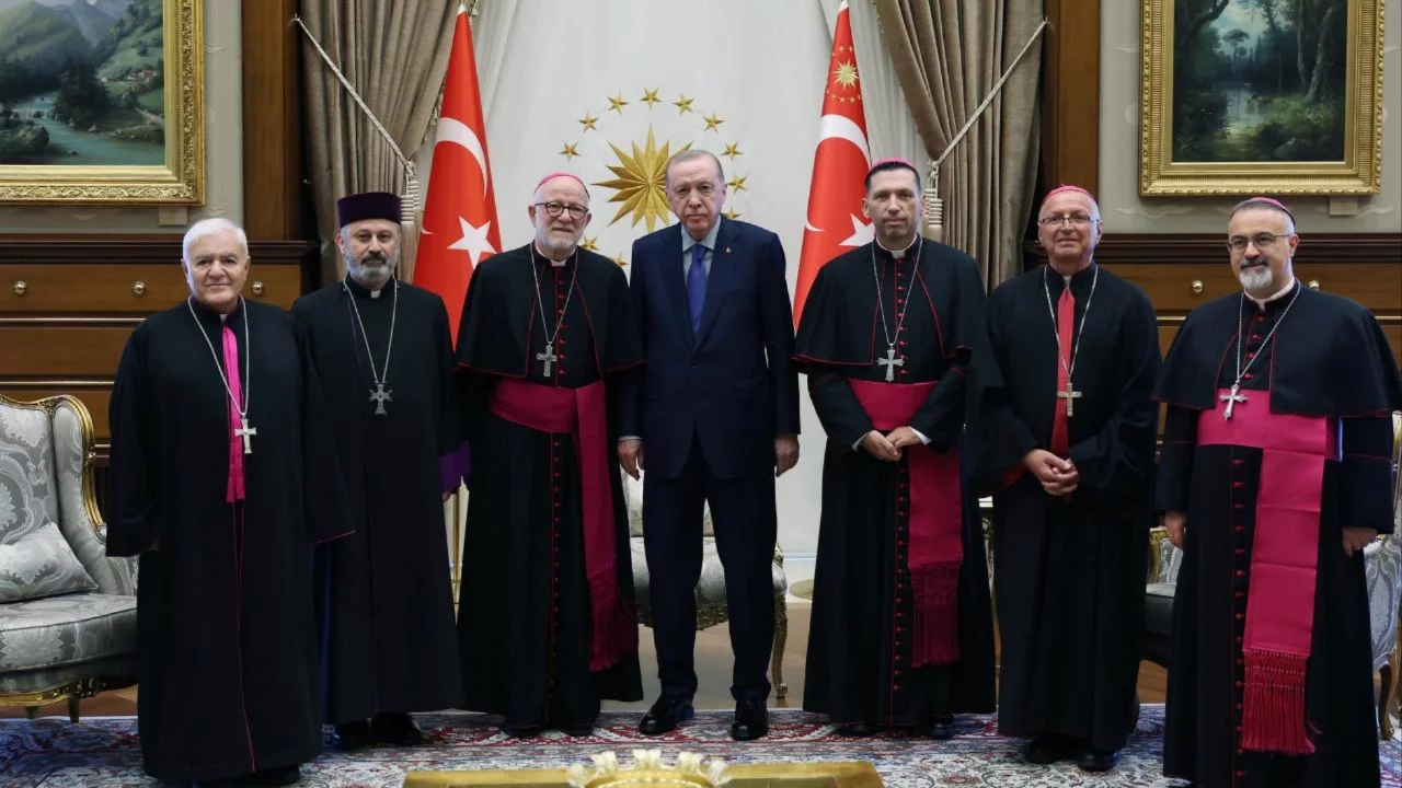 Cumhurbaşkanı Erdoğan Türkiye Katolik Episkoposlar heyetini kabul etti