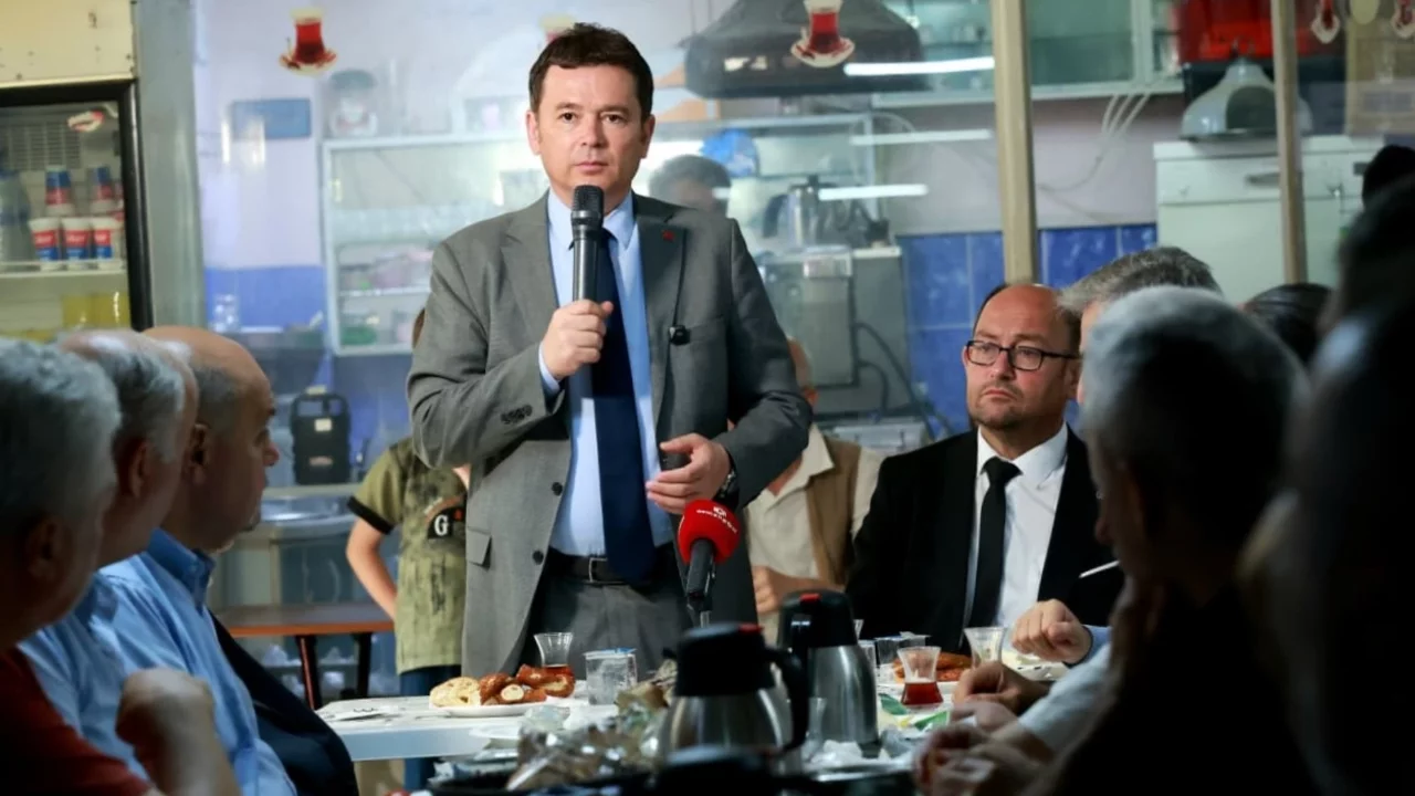 Osmangazi Belediye Başkanı Aydın'dan ayakkabıcı esnafına yeni yer müjdesi