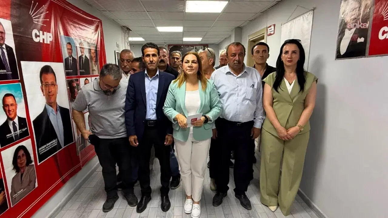 CHP Hakkari İl Başkanlığı görevinden alınan Suzan Çakırbeyli: 'Bizler tarihin en güzel yerlerinde...