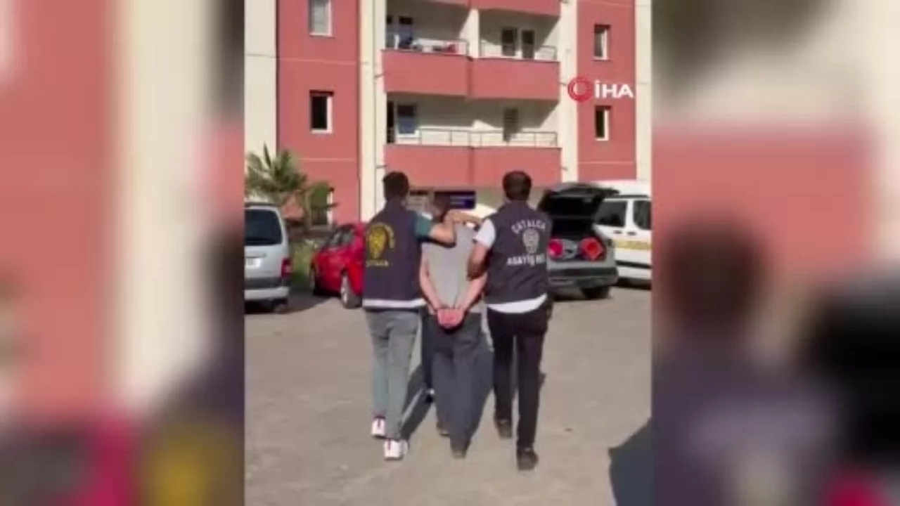 İstanbul'da eşini bıçaklayarak kaçan şüpheli gözaltına alındı
