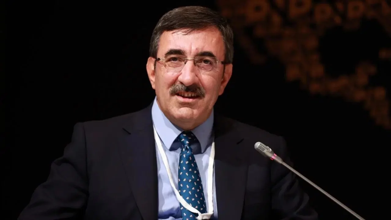 Cumhurbaşkanı Yardımcısı Yılmaz, İran'da Hamaney'in cenaze törenine katılacak
