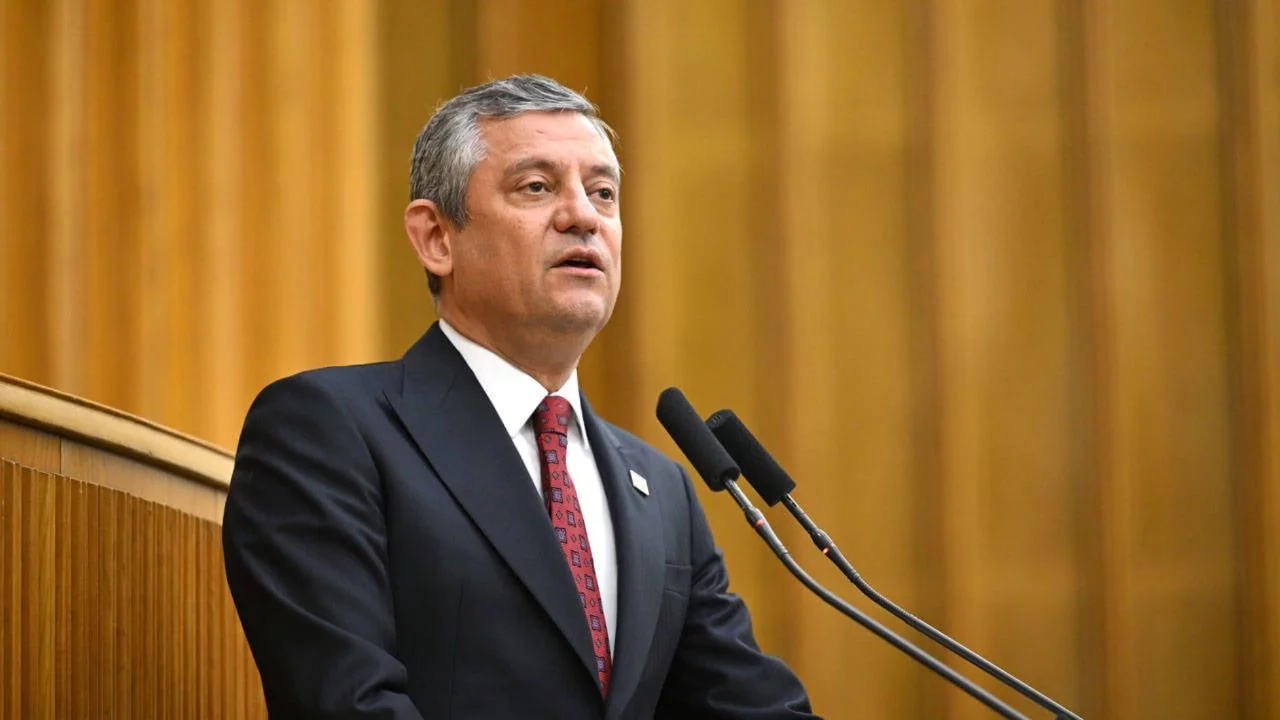 Özgür Özel'den "grup toplantısı" kararı