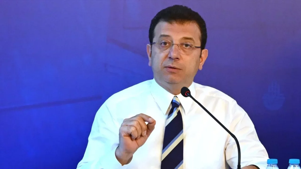 İmamoğlu'ndan Deniz Göktaş'ın tutuklanmasına tepki: 'Mizahın görevi iktidarı da muhalefeti de ele...