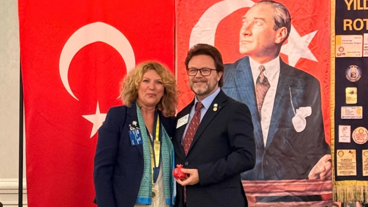 Yıldırım Bayezid Rotary'de yeni Başkan Levent Uğurel oldu