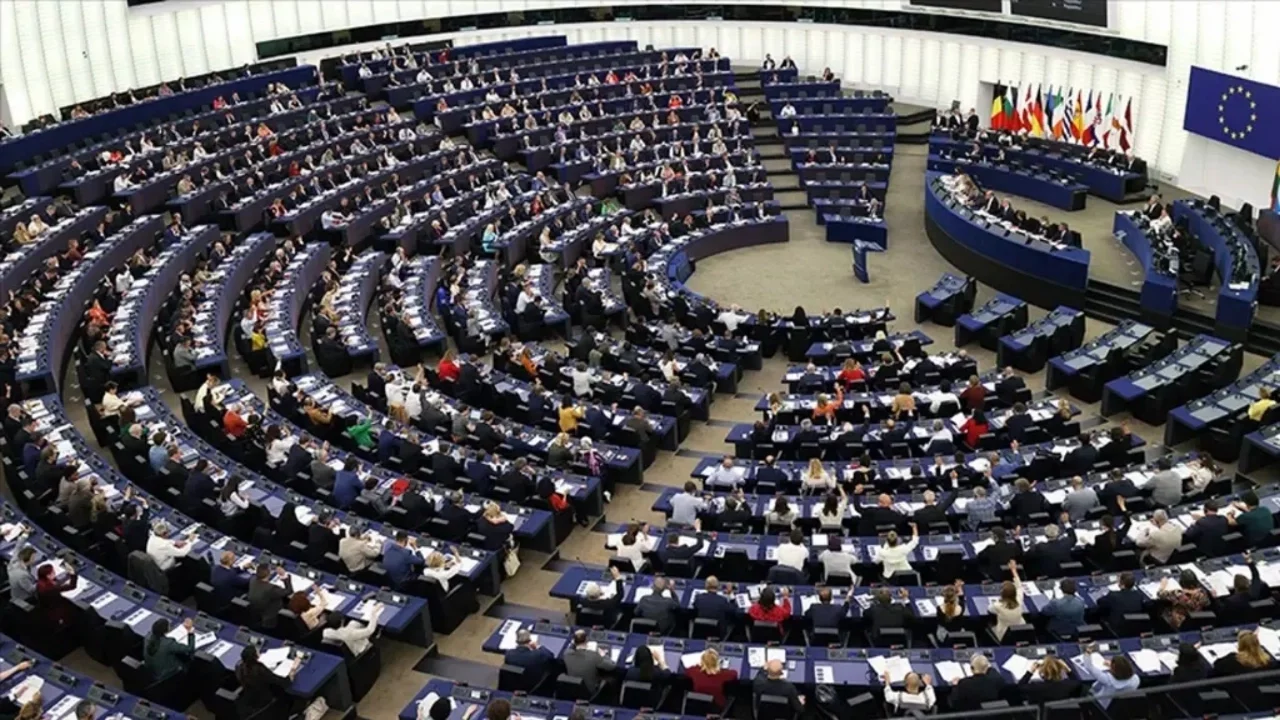 Avrupa Parlamentosu: Türkiye'nin AB üyelik süreci demokratik reform eksikliği nedeniyle ilerlemiyor