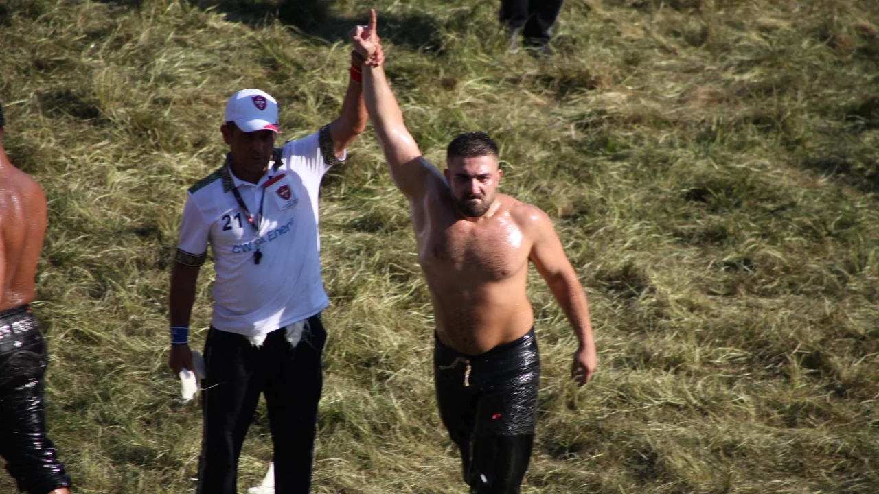 Kırkpınar'da çeyrek finalistler belli oldu
