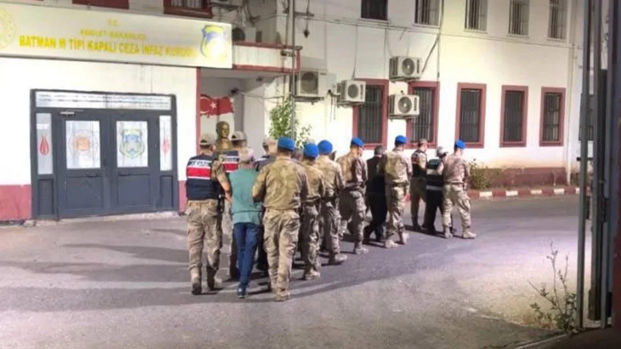 19 yıllık cinayet aydınlatıldı: 10 şüpheliden 6'sı tutuklandı