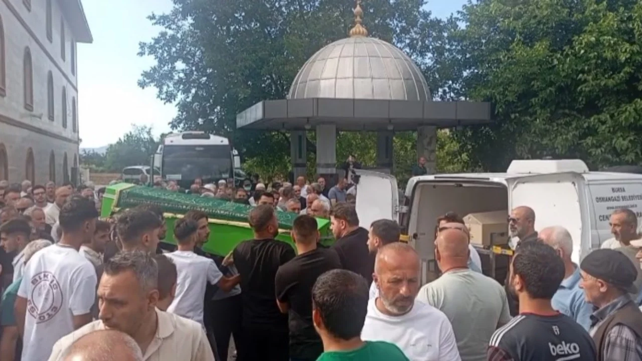 İznik Gölü'nde hayatını kaybeden Bünyamin Kadı son yolculuğuna uğurlandı