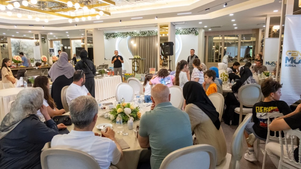MÜSİAD Bursa'dan anlamlı buluşma: İş dünyası aileleriyle bir araya geldi