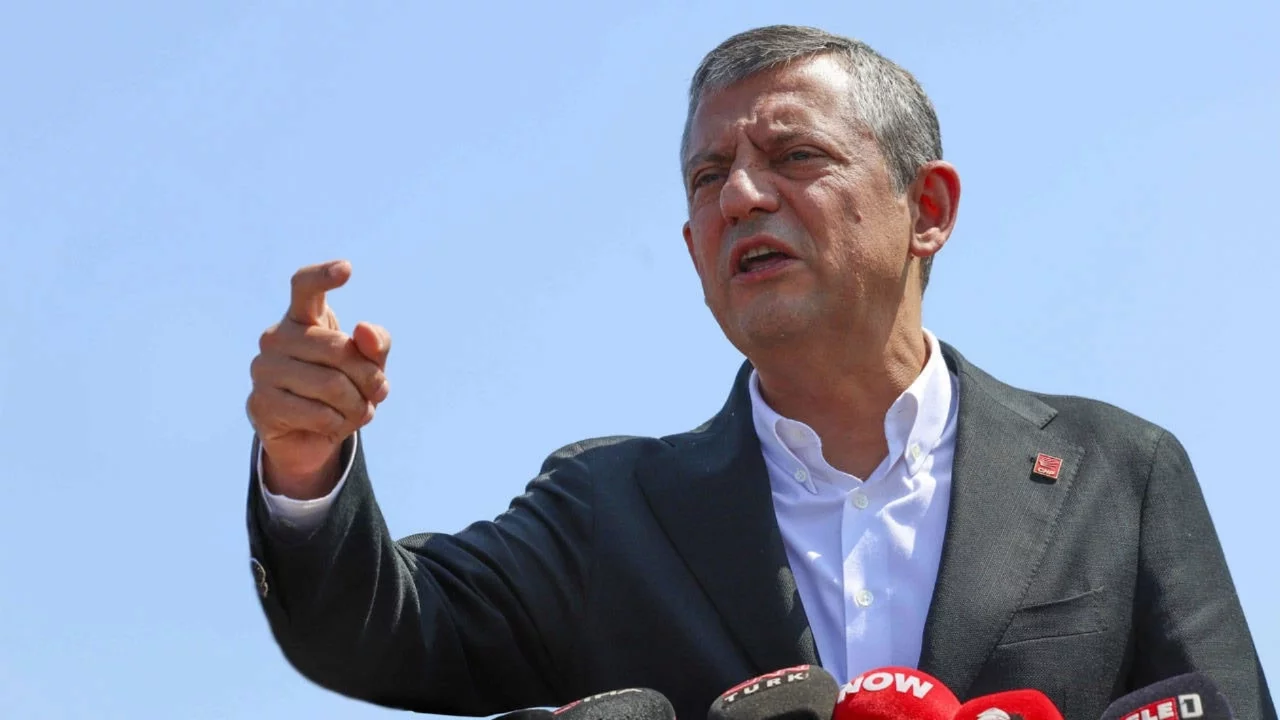 Özgür Özel: İmamoğlu'nun savunma hakkı engelleniyor
