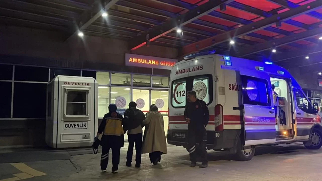 Eğlence hastanede bitti: Düğün salonunda 50 kişide gıda zehirlenmesi şüphesi