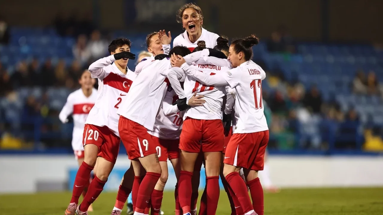 A Milli Kadın Futbol Takımı'nın Slovenya maçını nerede oynayacağı belli oldu