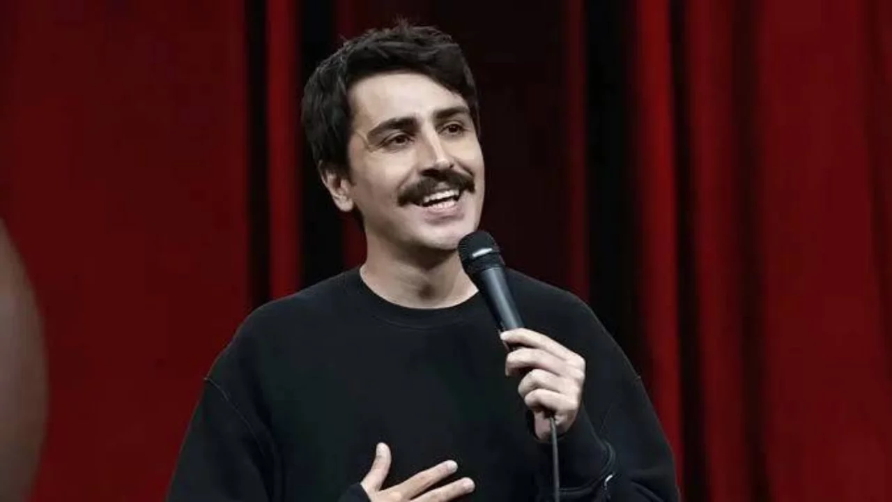 Tutuklu komedyen Deniz Göktaş'tan cezaevinden mektup: "Bu gösteriyi ne bir karşılık umarak ne de ...