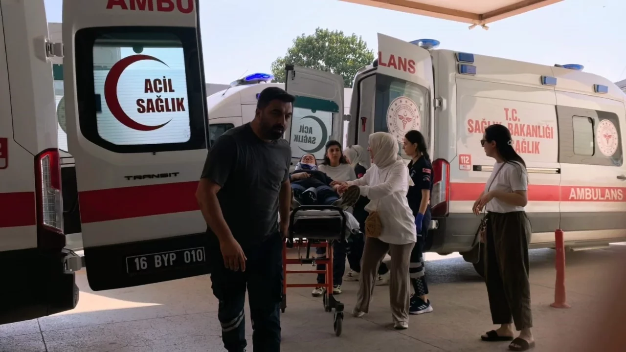 Bursa'da feci kaza: Yaralılar var