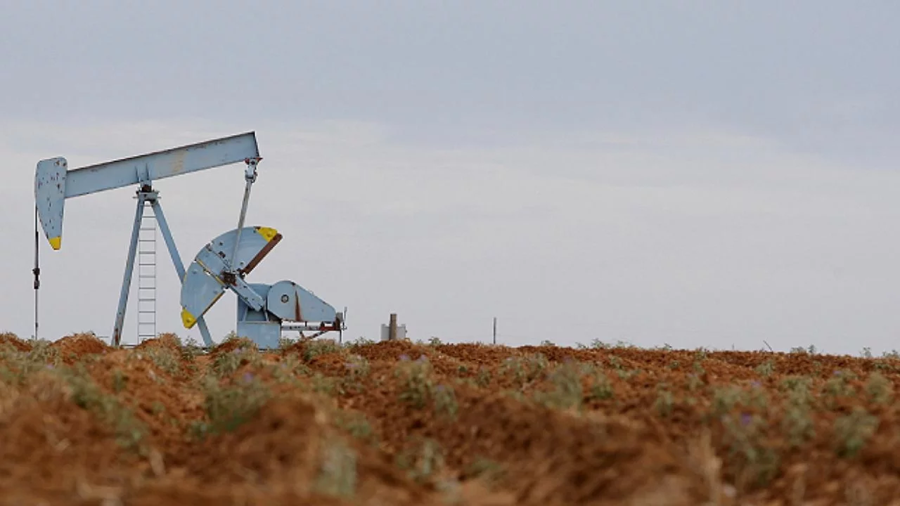 Brent petrolün varili 72,75 dolardan işlem görüyor