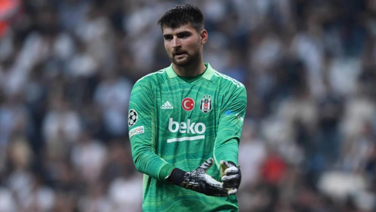 Beşiktaş, Ersin Destanoğlu'na veda etti