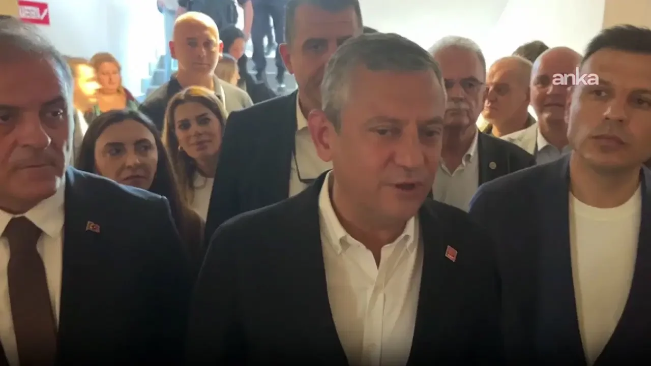 Özgür Özel İBB Davası'nda: 'Mahkeme taklidi bile yapmaya çalışmayan bir düzmece kurguyla karşı ka...