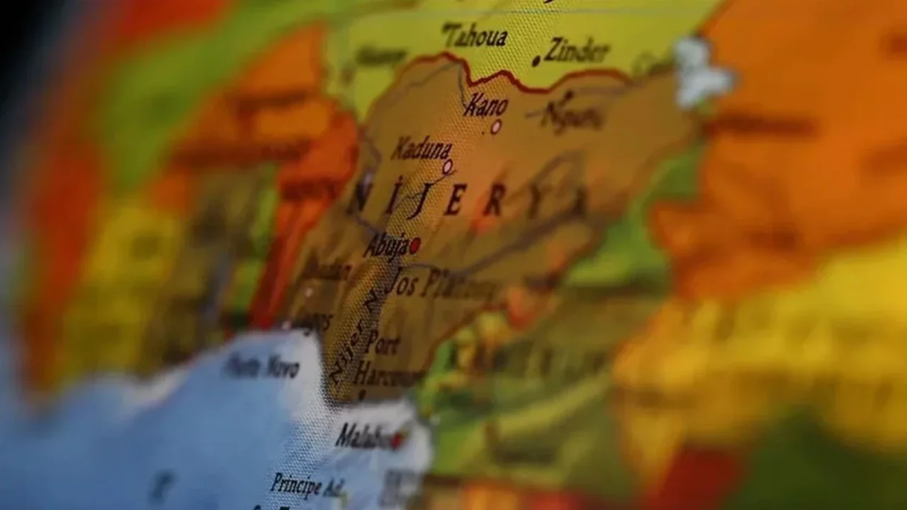 Nijerya'daki şiddetli fırtınada çok sayıda kişi hayatını kaybetti