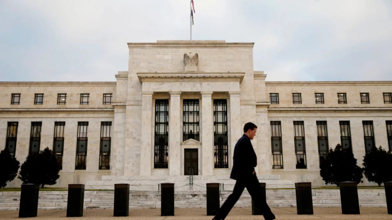 Fed yetkililerinin enflasyon endişesi arttı