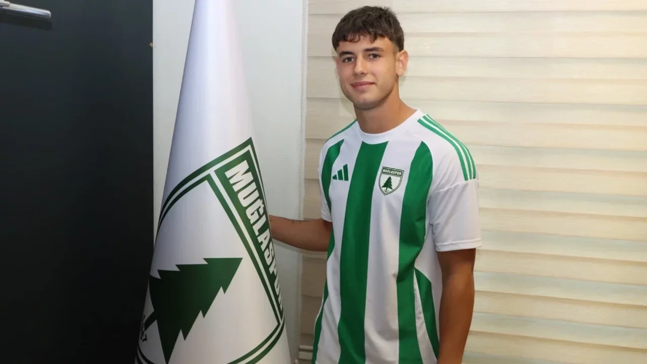 Muğlaspor, Baran Ekiz'i kadrosuna kattı