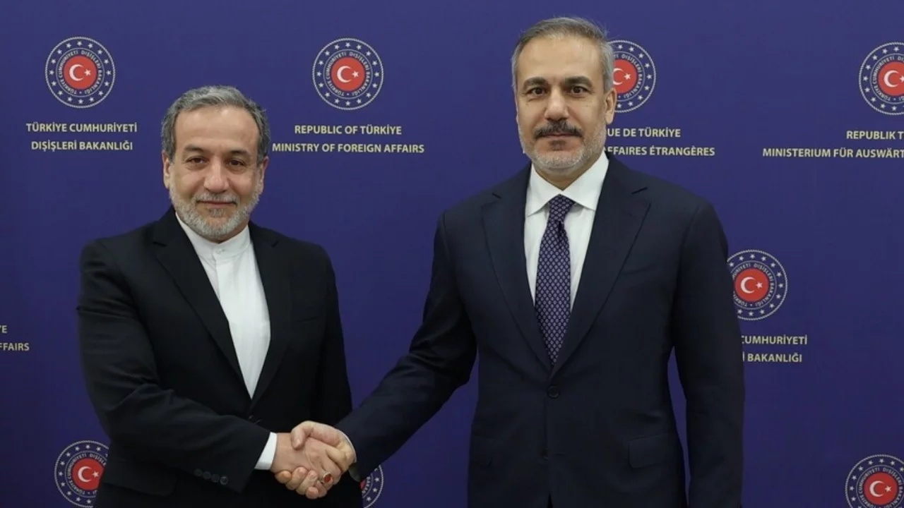 Bakan Fidan, İranlı mevkidaşı Erakçi ile telefonda görüştü