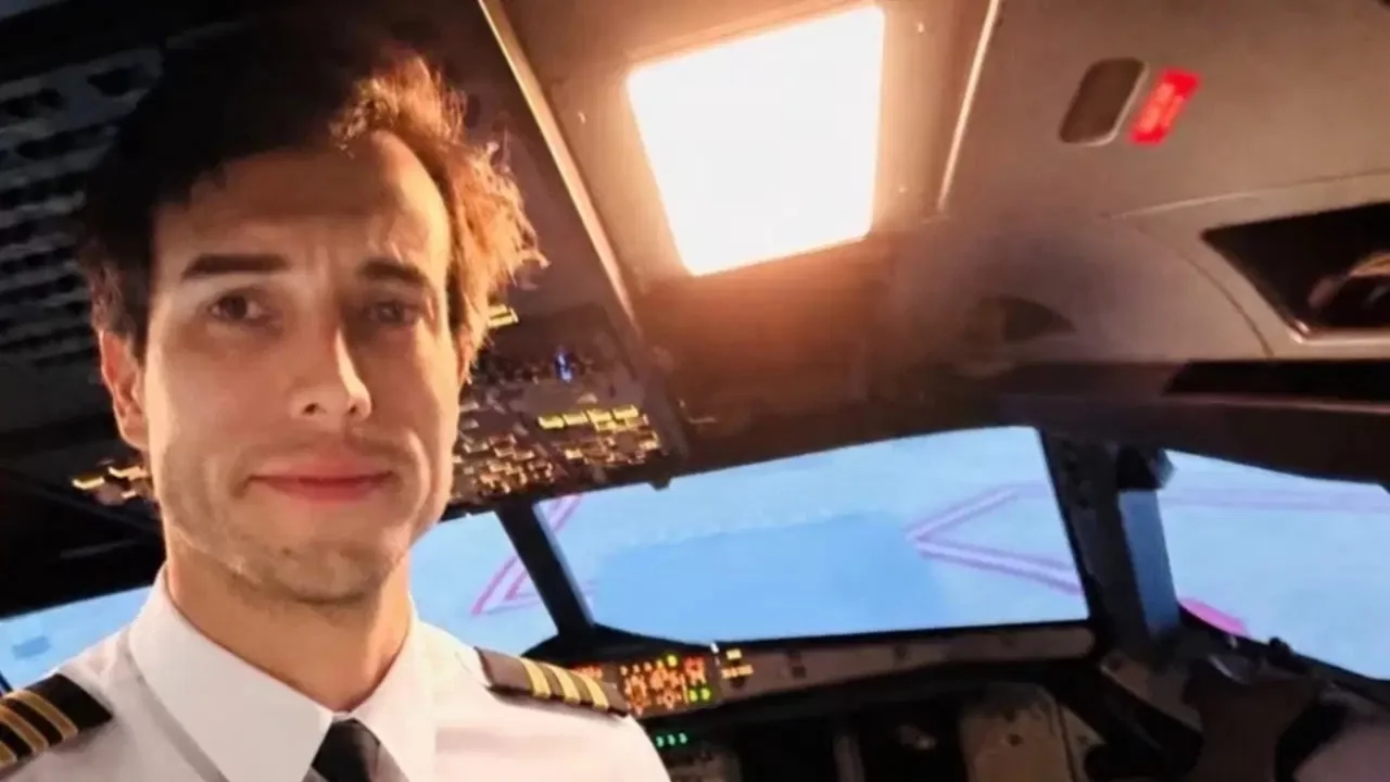Pilot 'ne yapman gerektiğini biliyorsun' dedi, uçaktan atlayarak intihar etti