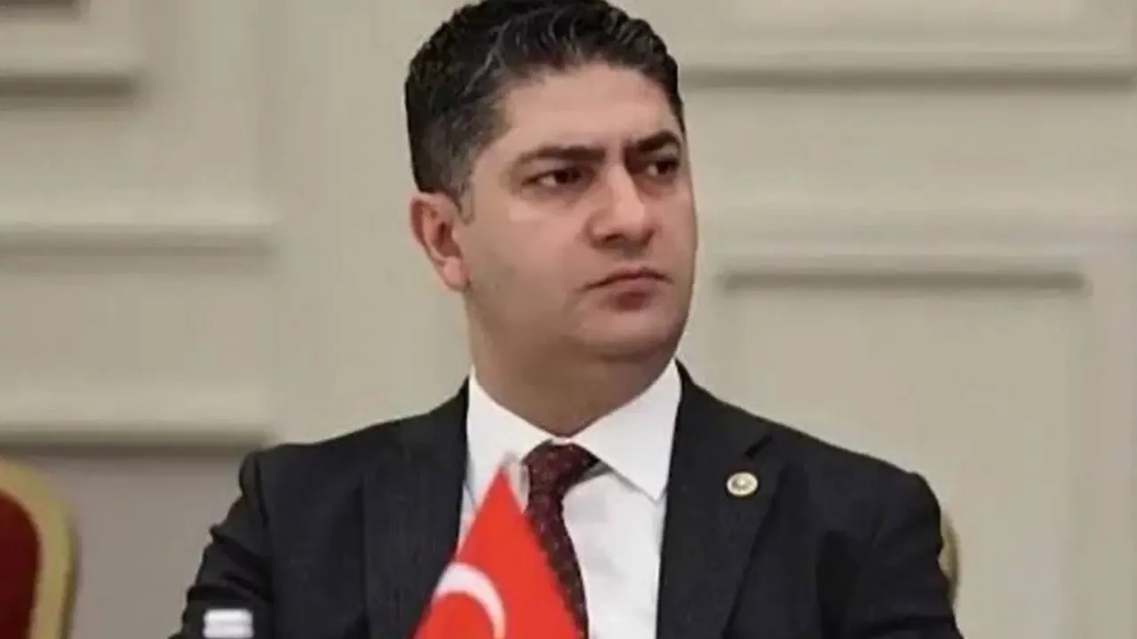 MHP'li Özdemir'den FETÖ açıklaması: 'Yakında Türkiye gündemini ilgilendirecek yasal süreçler...'