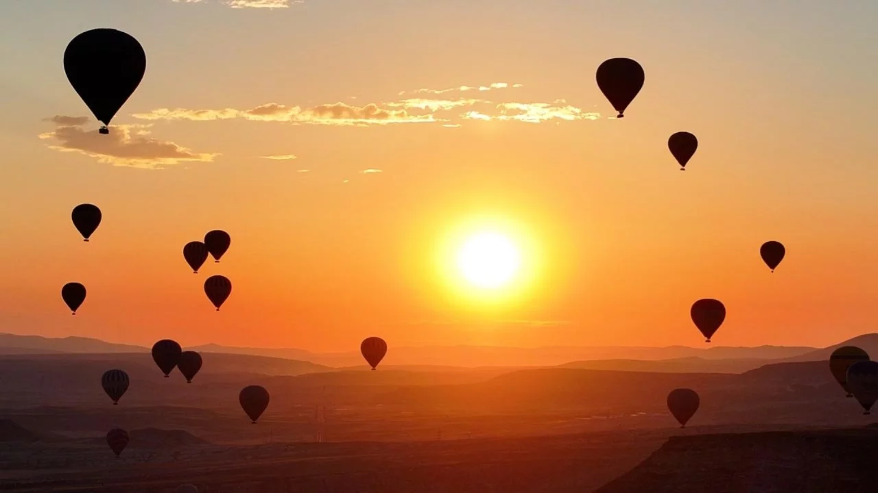 Kapadokya, eşsiz gün batımı manzarasıyla dünyada ilk sırada