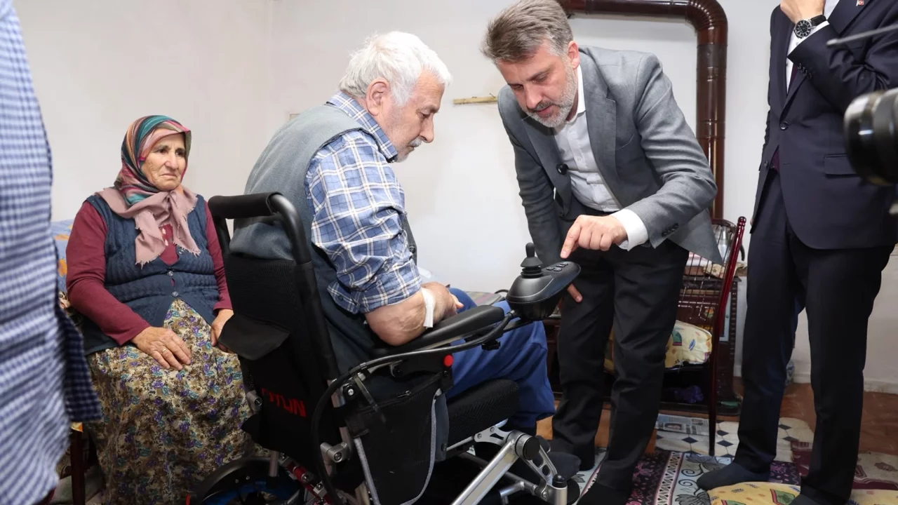 Bursa Büyükşehir Belediyesi Başkan Vekili Şahin Biba ihtiyaç sahibi vatandaşın talebini yerine getirdi