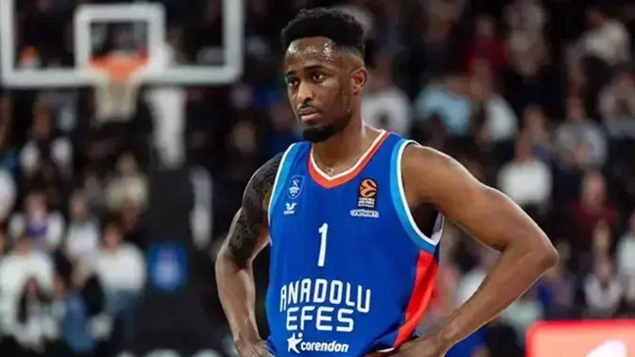 Anadolu Efes, Rodrigue Beaubois ile yollarını ayırdı