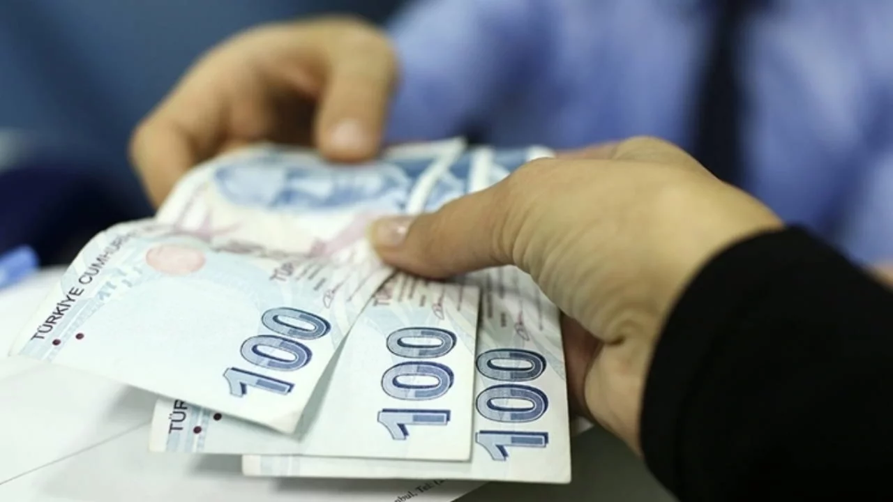 Asgari ücrete ara zam gelecek mi?