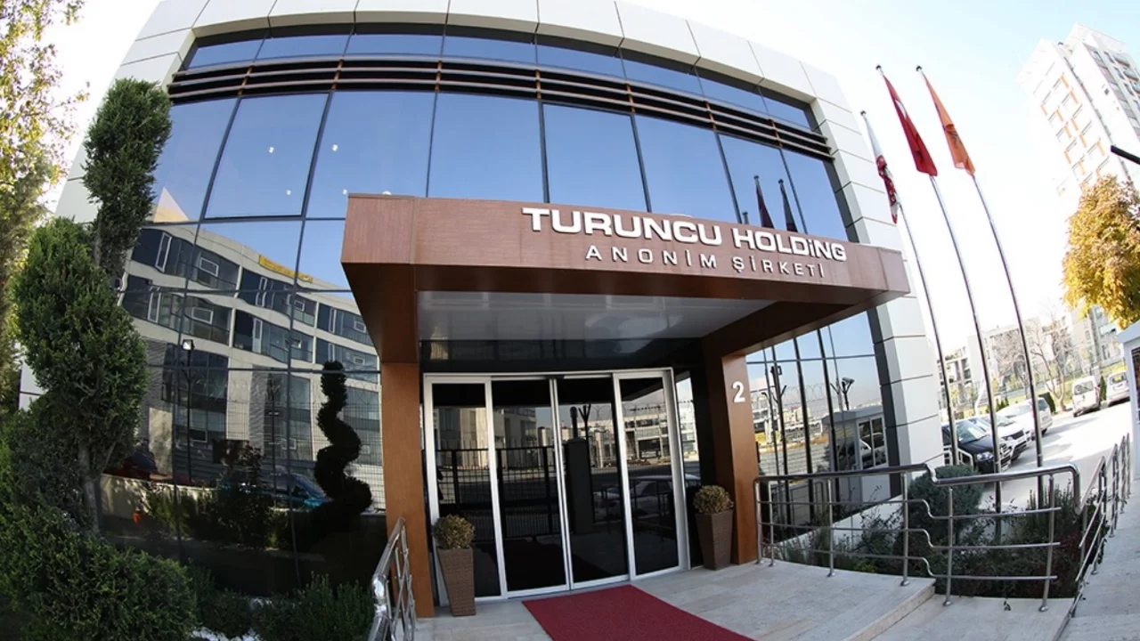 Turuncu Holding'e yasa dışı bahis operasyonu: 25 şirkete kayyum atandı