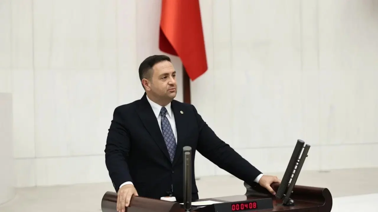 'Yeni partide olmayacak' iddiasına CHP'li Akdoğan'dan yanıt