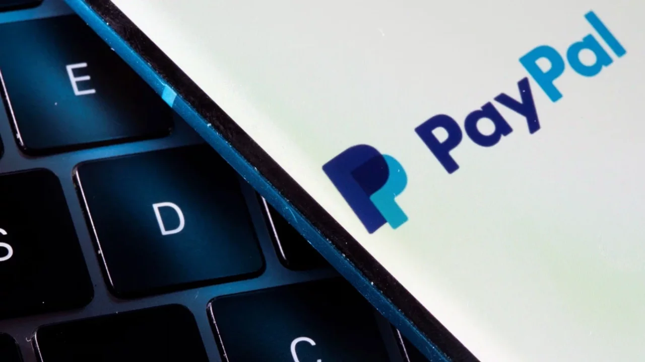ABD'li Stripe ve Advent'tan PayPal için 53 milyar dolarlık ortak teklif