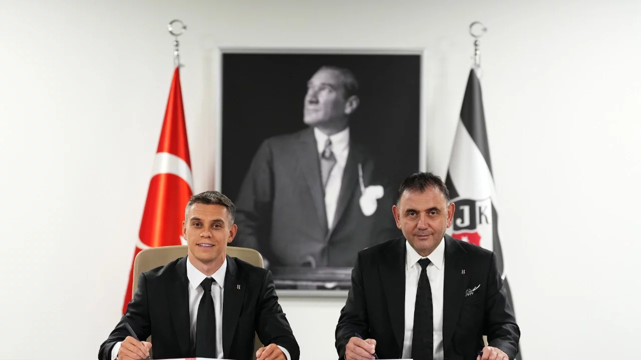 Trossard imzayı attı, Beşiktaş detayları KAP'a bildirdi